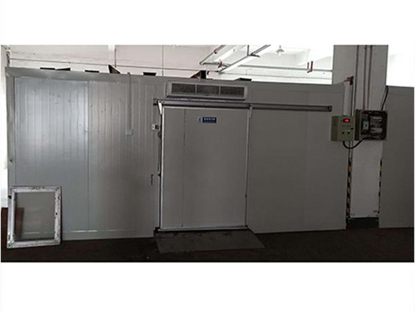 不銹鋼庫(kù)板